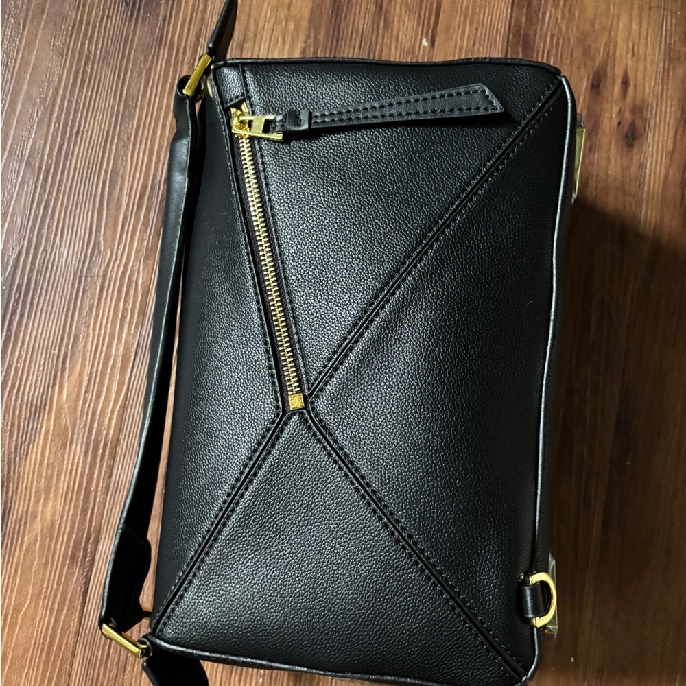 Dupe NWOT Black Leather Puzzle Bag
